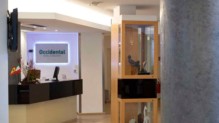 Occidental Aurelia Lobby