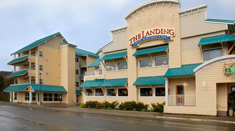 Landing Hotel Exterior