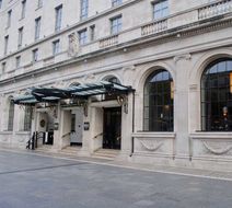 Riu Plaza The Gresham Dublin Exterior