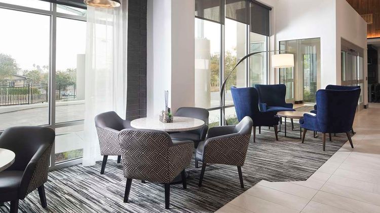 Hyatt Place Santa Cruz Lobby
