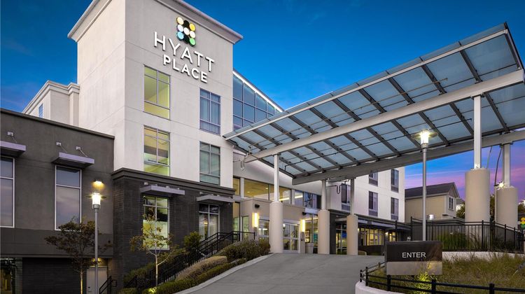 Hyatt Place Santa Cruz Exterior