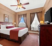Genetti Hotel, SureStay Collection by BW Room