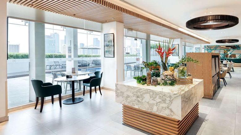 <b>Hilton Garden Inn Singapore Serangoon Restaurant</b>. Images powered by <a href="https://iceportal.shijigroup.com/" title="IcePortal" target="_blank">IcePortal</a>.