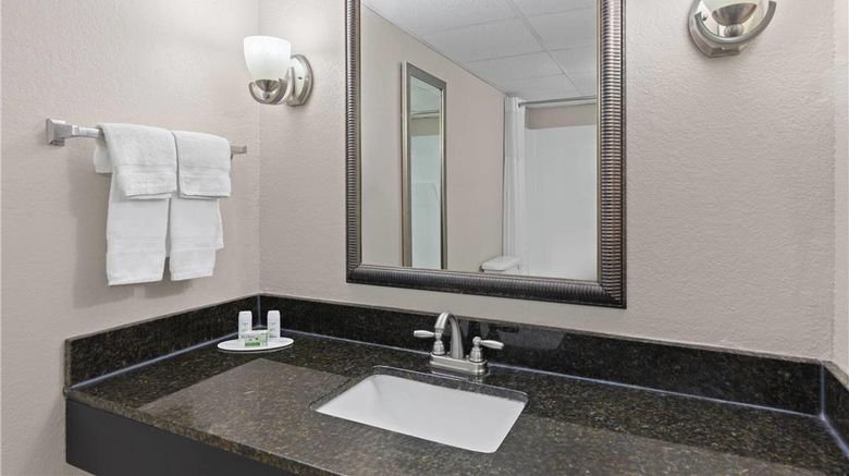 <b>Baymont Inn & Suites Knoxville I-75 Room</b>. Images powered by <a href="https://iceportal.shijigroup.com/" title="IcePortal" target="_blank">IcePortal</a>.