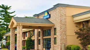 Days Inn Wayne