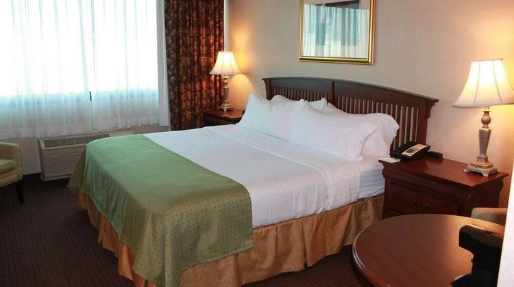 Days Inn Warren, PA Room