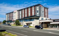 Ramada Suites Albany, Auckland
