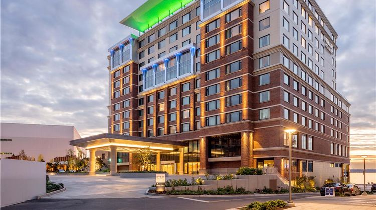 Hyatt Regency Lake Washington Exterior