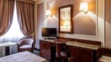 Adi Doria Grand Hotel Room