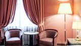 Adi Doria Grand Hotel Room