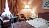Adi Doria Grand Hotel Room