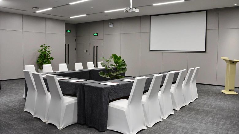 <b>INNSIDE Zhengzhou Meeting</b>. Images powered by <a href="https://iceportal.shijigroup.com/" title="IcePortal" target="_blank">IcePortal</a>.