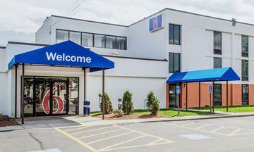Motel 6 Brockton
