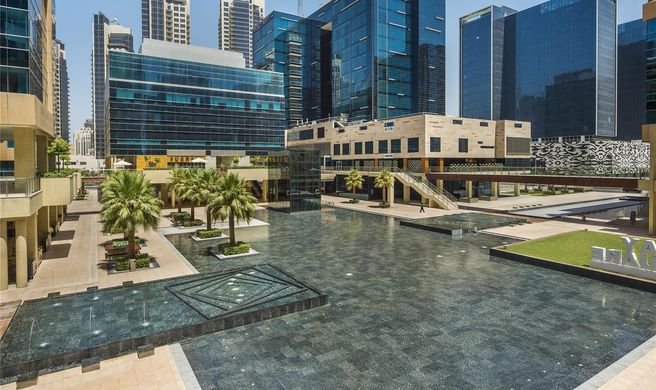 DoubleTree by Hilton Dubai-Business Bay Exterior