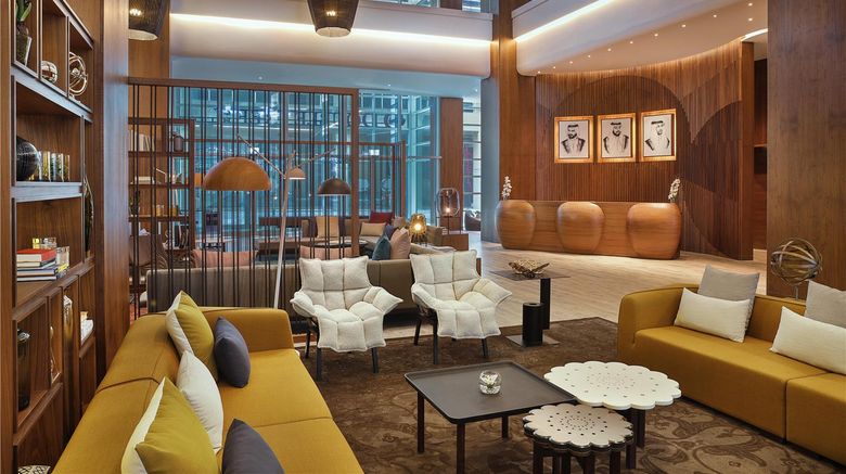 <b>DoubleTree by Hilton Dubai-Business Bay Lobby</b>. Images powered by <a href="https://iceportal.shijigroup.com/" title="IcePortal" target="_blank">IcePortal</a>.