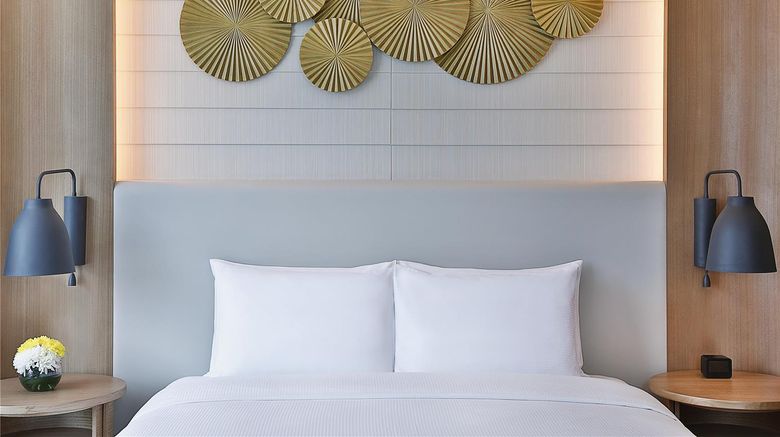 <b>DoubleTree by Hilton Dubai-Business Bay Room</b>. Images powered by <a href="https://iceportal.shijigroup.com/" title="IcePortal" target="_blank">IcePortal</a>.