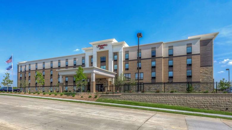 <b>Hampton Inn St Louis Wentzville Exterior</b>. Images powered by <a href="https://iceportal.shijigroup.com/" title="IcePortal" target="_blank">IcePortal</a>.