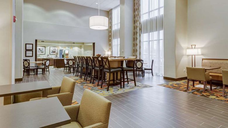 <b>Hampton Inn St Louis Wentzville Lobby</b>. Images powered by <a href="https://iceportal.shijigroup.com/" title="IcePortal" target="_blank">IcePortal</a>.