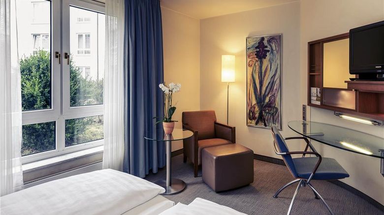 <b>Mercure Muenchen Freising Airport Room</b>. Images powered by <a href="https://iceportal.shijigroup.com/" title="IcePortal" target="_blank">IcePortal</a>.