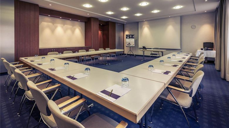 <b>Mercure Muenchen Freising Airport Meeting</b>. Images powered by <a href="https://iceportal.shijigroup.com/" title="IcePortal" target="_blank">IcePortal</a>.