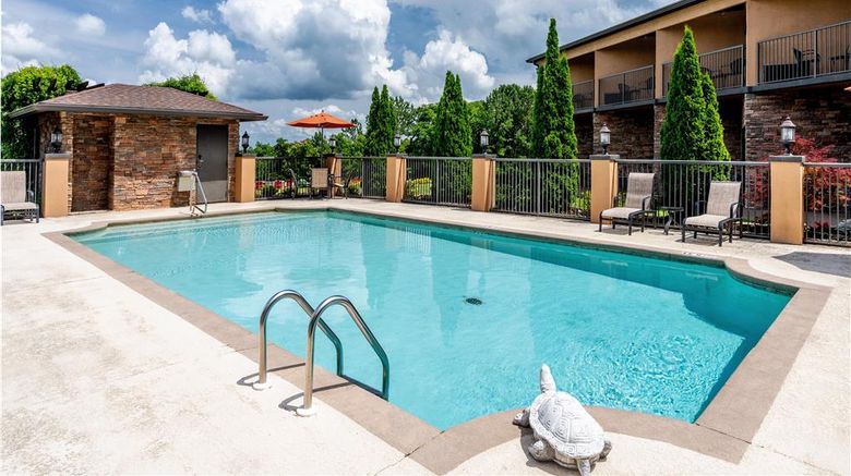 <b>Aiden by Best Western at Warm Springs Hotel Pool</b>. Images powered by <a href="https://iceportal.shijigroup.com/" title="IcePortal" target="_blank">IcePortal</a>.