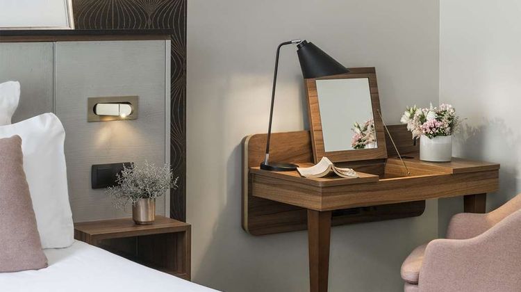 Best Western Plus La Demeure Suite