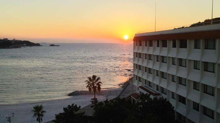Shiraraso Grand Hotel Beach
