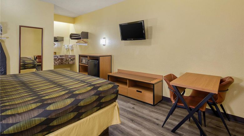 <b>SureStay By Best Western Mission Room</b>. Images powered by <a href="https://iceportal.shijigroup.com/" title="IcePortal" target="_blank">IcePortal</a>.