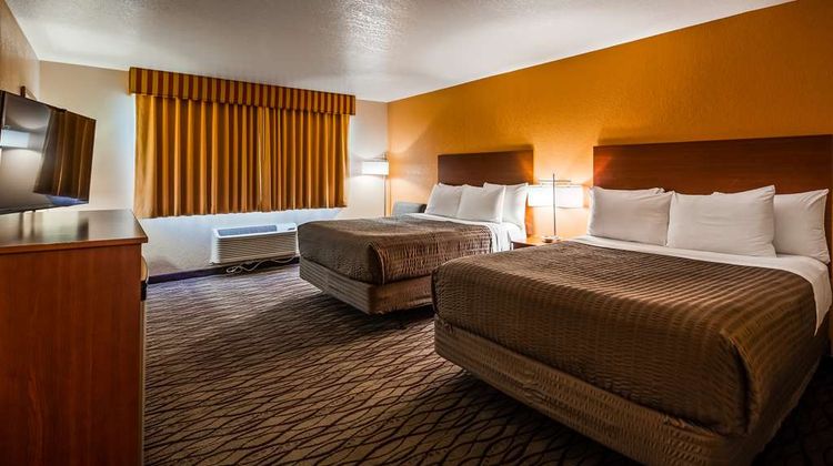 SureStay Hotel Wenatchee Room