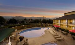 SureStay Hotel Wenatchee