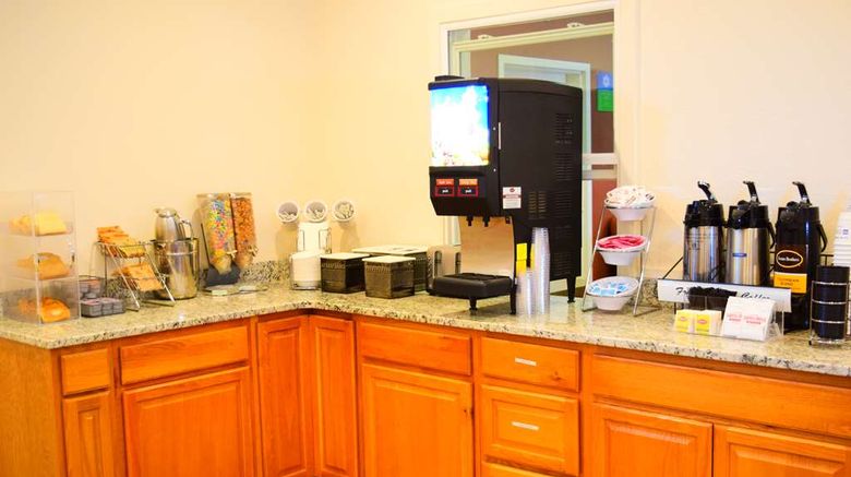 <b>SureStay Hotel Wenatchee Restaurant</b>. Images powered by <a href="https://iceportal.shijigroup.com/" title="IcePortal" target="_blank">IcePortal</a>.