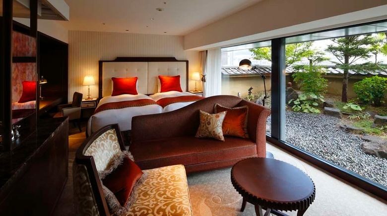 <b>Kyoto Century Hotel Suite</b>. Images powered by <a href="https://iceportal.shijigroup.com/" title="IcePortal" target="_blank">IcePortal</a>.