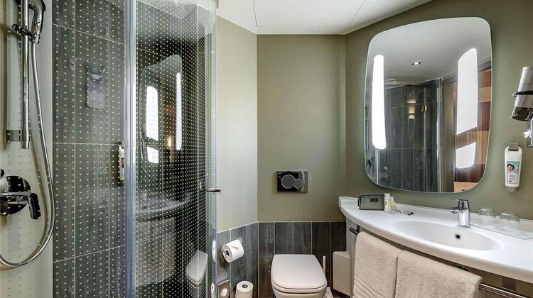 Ibis Wien Hauptbahnhof Room