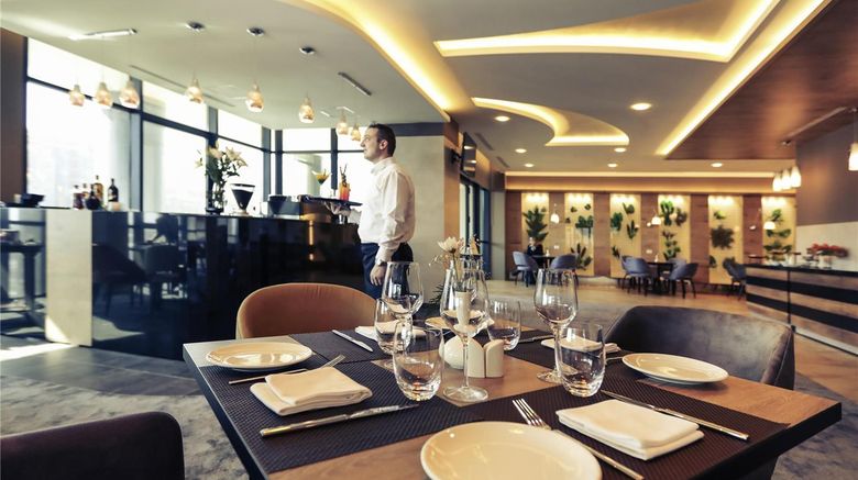 <b>Mercure Tetovo Restaurant</b>. Images powered by <a href="https://iceportal.shijigroup.com/" title="IcePortal" target="_blank">IcePortal</a>.