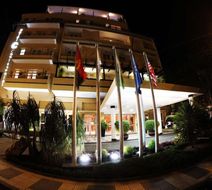 Hotel Continental Luanda Exterior