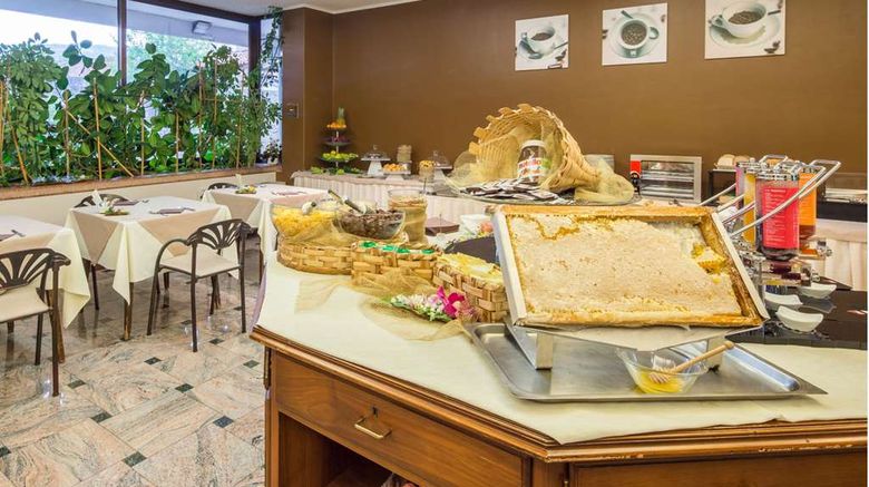 <b>Bonotto Hotel Belvedere Restaurant</b>. Images powered by <a href="https://iceportal.shijigroup.com/" title="IcePortal" target="_blank">IcePortal</a>.