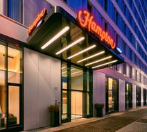Hampton by Hilton Berlin Alexanderplatz Exterior