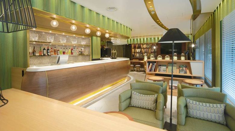 <b>Kyoto Tower Hotel Annex Lobby</b>. Images powered by <a href="https://iceportal.shijigroup.com/" title="IcePortal" target="_blank">IcePortal</a>.
