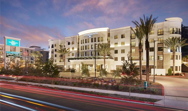 Homewood Suites Circle/Sea World Area Exterior