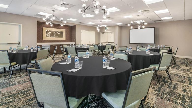 <b>Homewood Suites by Hilton Schenectady Meeting</b>. Images powered by <a href="https://iceportal.shijigroup.com/" title="IcePortal" target="_blank">IcePortal</a>.
