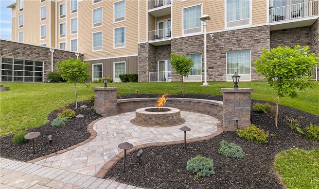 Homewood Suites by Hilton Schenectady Exterior