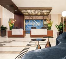 Embassy Suites Downtown Pioneer Square Lobby