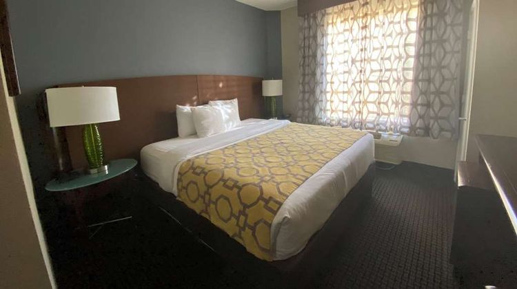 Baymont by Wyndham Colorado Springs Room