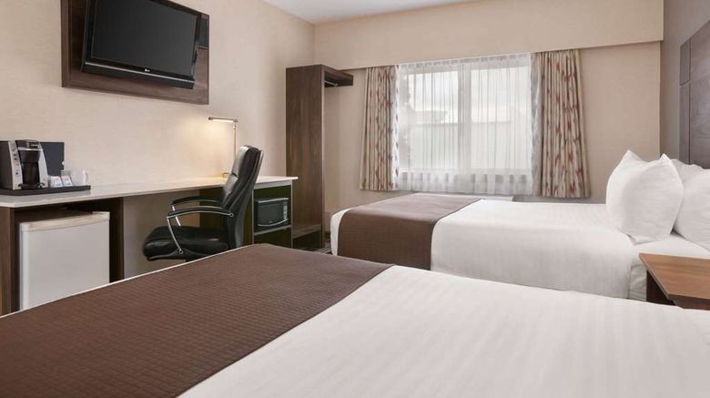 <b>Baymont Inn& Suites Medicine Hat Room</b>. Images powered by <a href="https://iceportal.shijigroup.com/" title="IcePortal" target="_blank">IcePortal</a>.