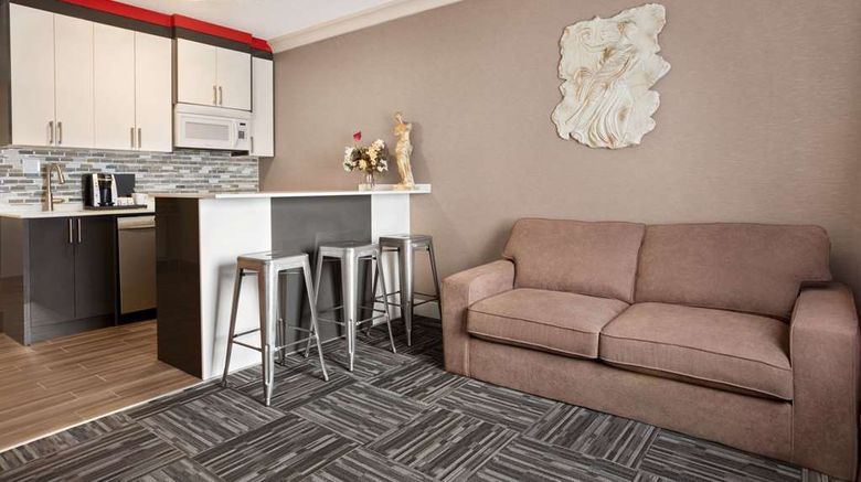 <b>Baymont Inn& Suites Medicine Hat Suite</b>. Images powered by <a href="https://iceportal.shijigroup.com/" title="IcePortal" target="_blank">IcePortal</a>.