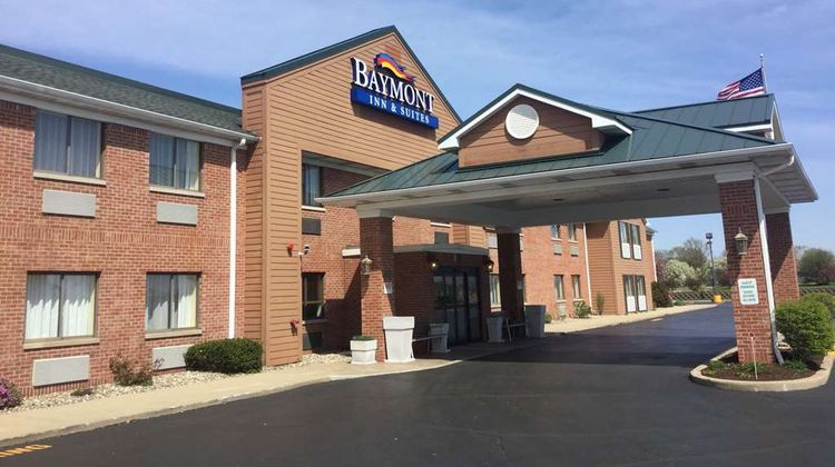 Baymont Inn & Suites Mishawaka Exterior