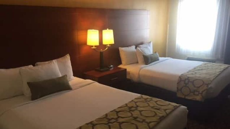 <b>Baymont Inn & Suites Mishawaka Room</b>. Images powered by <a href="https://iceportal.shijigroup.com/" title="IcePortal" target="_blank">IcePortal</a>.