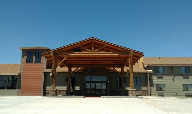 Baymont Inn & Suites Oacoma Exterior