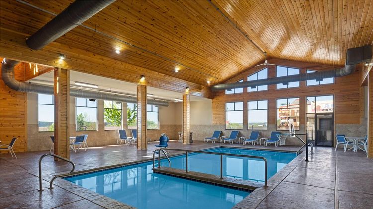 Baymont Inn & Suites Oacoma Pool