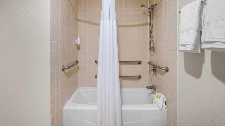 <b>Days Inn Florida City Room</b>. Images powered by <a href="https://iceportal.shijigroup.com/" title="IcePortal" target="_blank">IcePortal</a>.